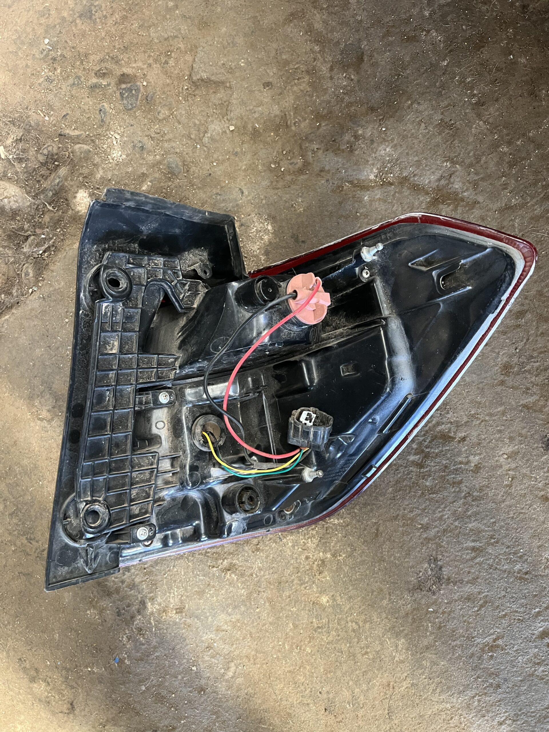 Foco trasero izquierdo Changan CX70